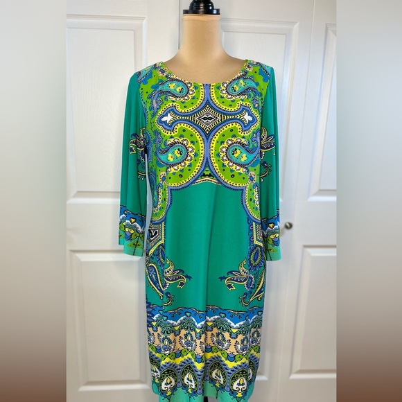 Ronni Nicole Dresses & Skirts - Ronnie Nicole Elegant Paisley Print Green Dress. Size 16